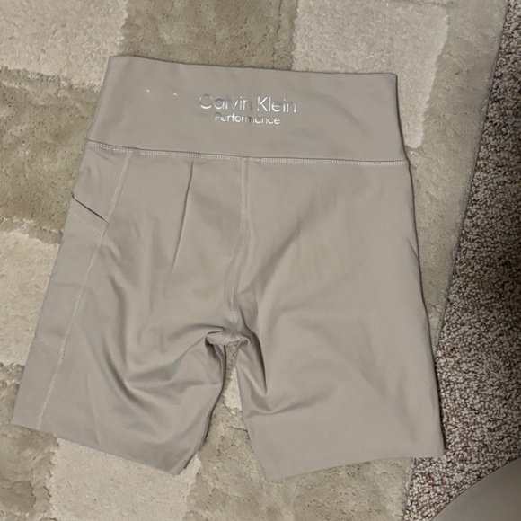 Compression Biker Shorts - Picture 2 of 3